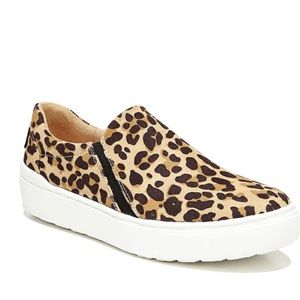 Dr. Scholls Slip On Sneaker Leopard Size 7.5